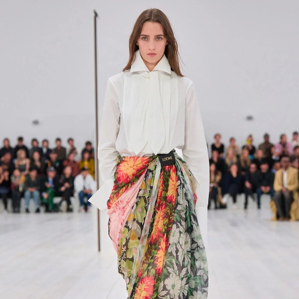 Loewe Pleated Neck Tie Cotton Poplin Shirt White Size 36 (2-4)